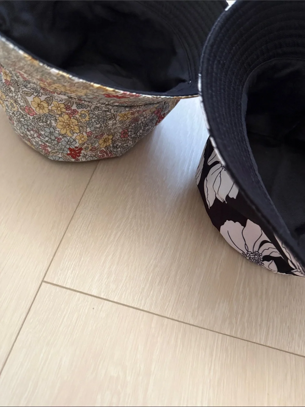 Set of 2 Floral Print Bucket Hat — Multicolor Ditsy and Black White
